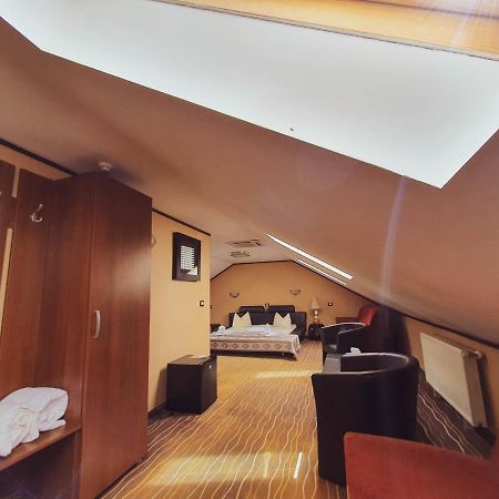 Hotel Belvedere โซวาตา ภายนอก รูปภาพ
