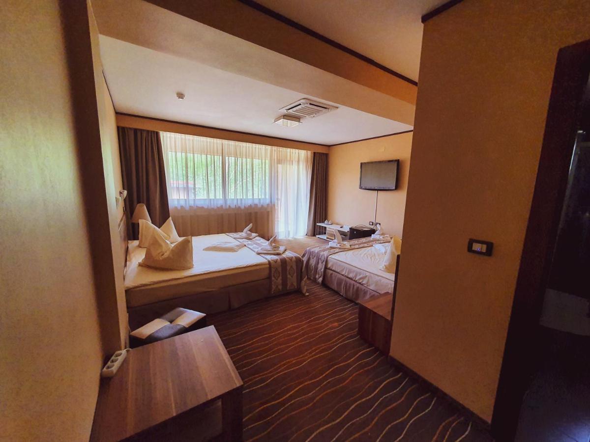 Hotel Belvedere โซวาตา ภายนอก รูปภาพ