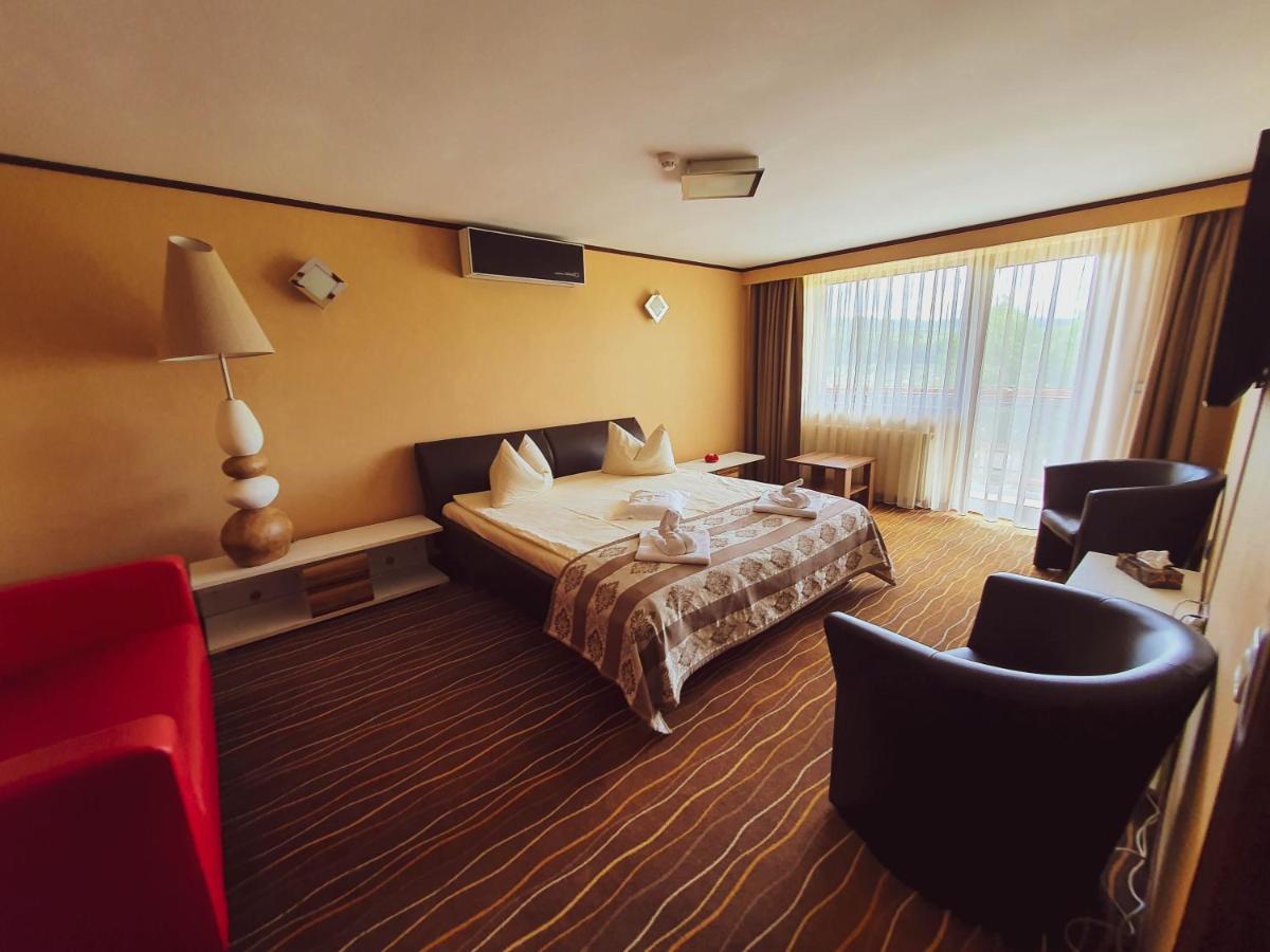Hotel Belvedere โซวาตา ภายนอก รูปภาพ