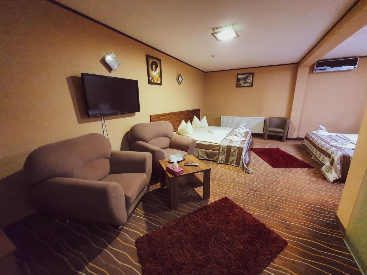 Hotel Belvedere โซวาตา ภายนอก รูปภาพ
