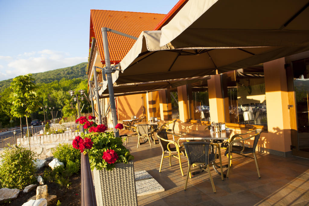 Hotel Belvedere โซวาตา ภายนอก รูปภาพ