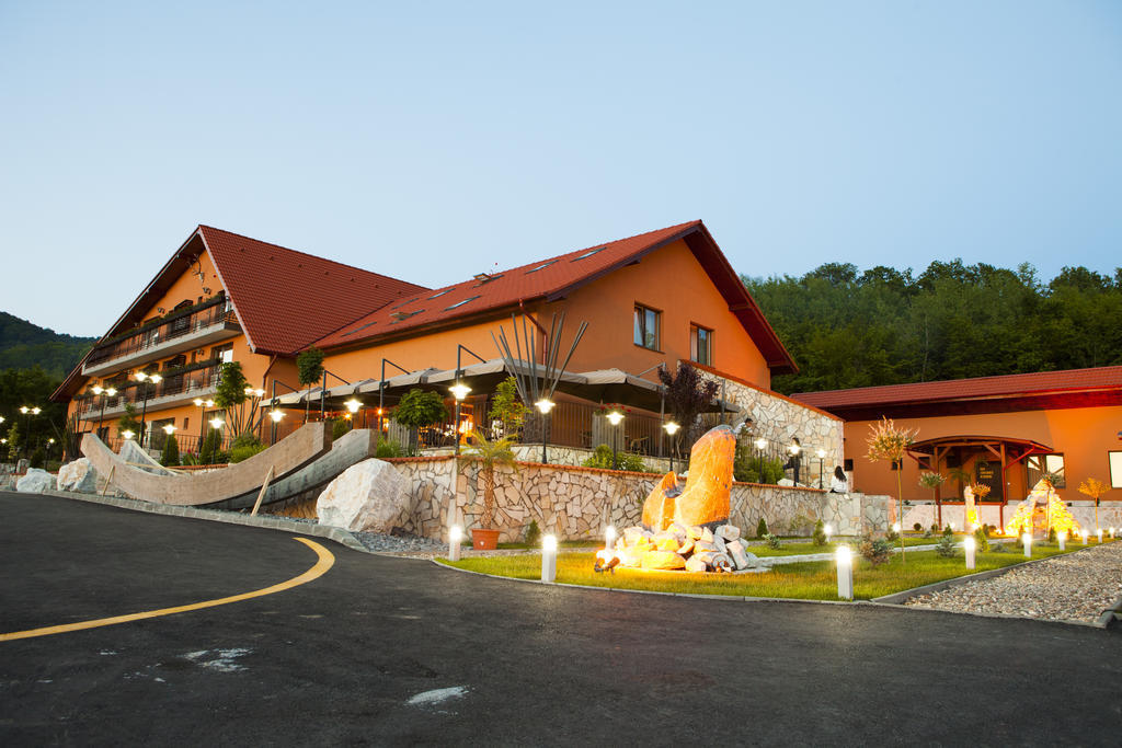 Hotel Belvedere โซวาตา ภายนอก รูปภาพ