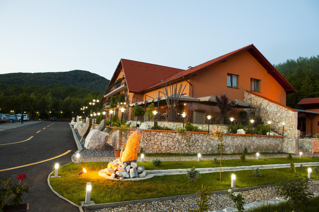 Hotel Belvedere โซวาตา ภายนอก รูปภาพ
